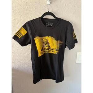 Men's Grunt Style Don't Tread On Me Tshirt size S